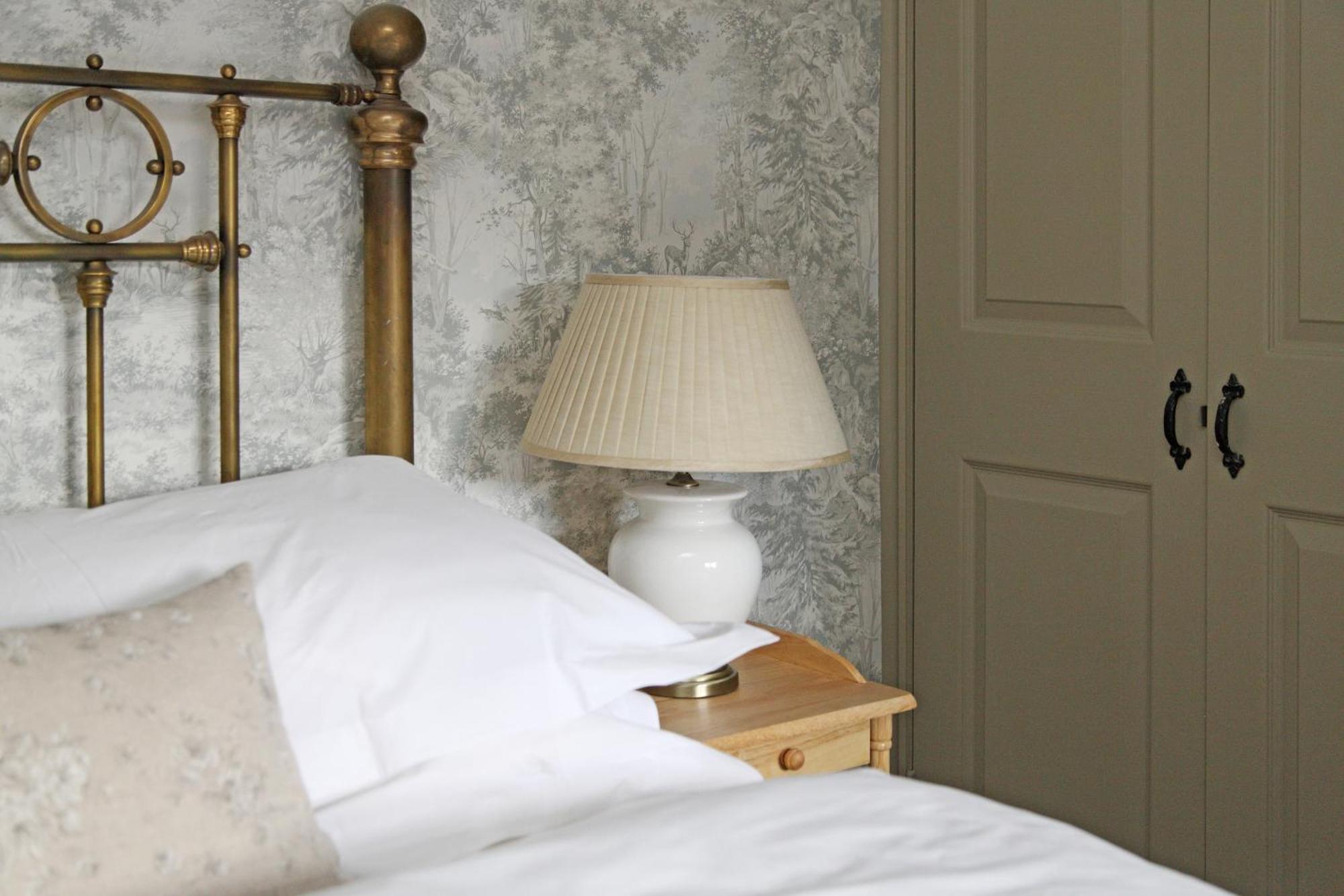 The Plough Inn Dorking Chambre photo