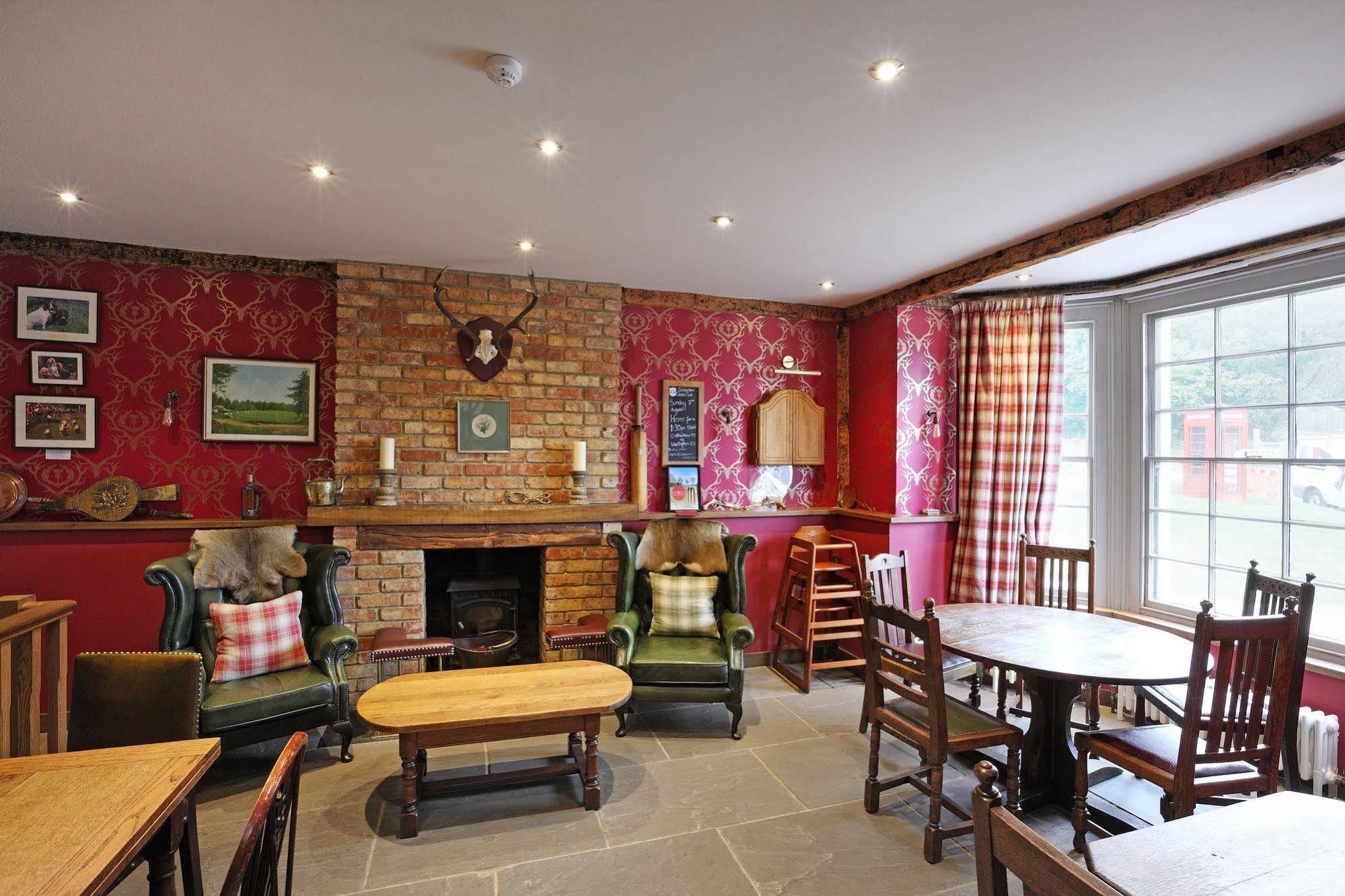 The Plough Inn Dorking Extérieur photo